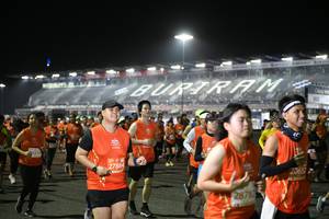 BIB: 0210, 27884, 20652, 2878
                            <button type="button" onclick="openModal(10705894)" class="btn btn-primary btn-sm float-right btn-popup" data-toggle="modal" data-target=".modal-high-quality">
                        <i class="fas fa-shopping-cart"></i> Add to Cart
                    </button>
                                            <button type="button" onclick="isThisMe(10705894, true)" class="btn btn-success btn-sm float-right btn-popup btn-isme hidden" data-toggle="tooltip" data-placement="bottom" title="นี่คือรูปของคุณใช่ไหม คลิกที่นี่เพื่อเอาเข้าอัลบั้ม">
                        <i class="fas fa-plus"></i> Add to album
                    </button>
                    <button type="button" onclick="isThisMe(10705894, false)" class="btn btn-warning btn-sm float-right btn-popup btn-isnotme hidden">
                        <i class="fas fa-ban"></i> Remove from album
                    </button>